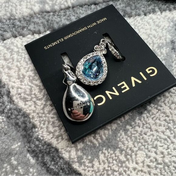 authentic✨Givenchy teardrop earrings🆕 - Picture 3 of 4